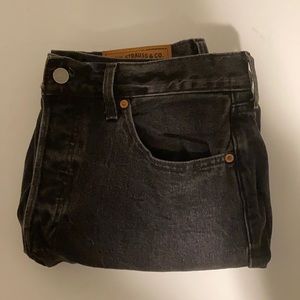 Levi’s 501 Slim Straight Black Jeans